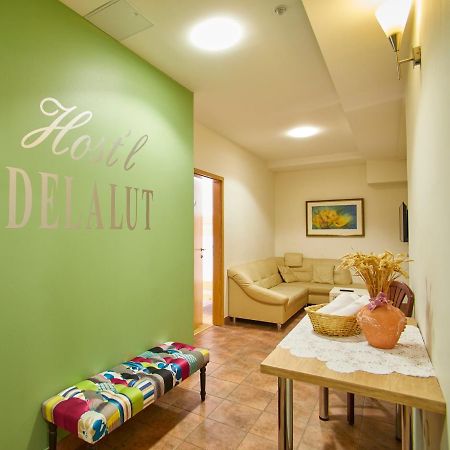 Hostel Delalut Ravne na Koroskem Екстериор снимка